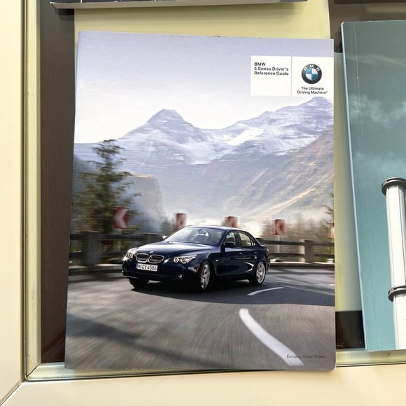 2008 BMW 5 Series Complete Owner Manual Portfolio! - Picture 11 of 15